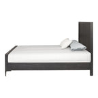Lit moderne en bois massif