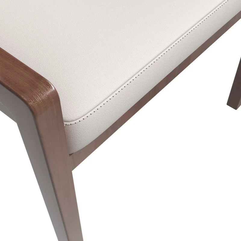 Chaise de salle à manger en cuir avec dossier ouvert incurvé et pieds en bois d'hévéa